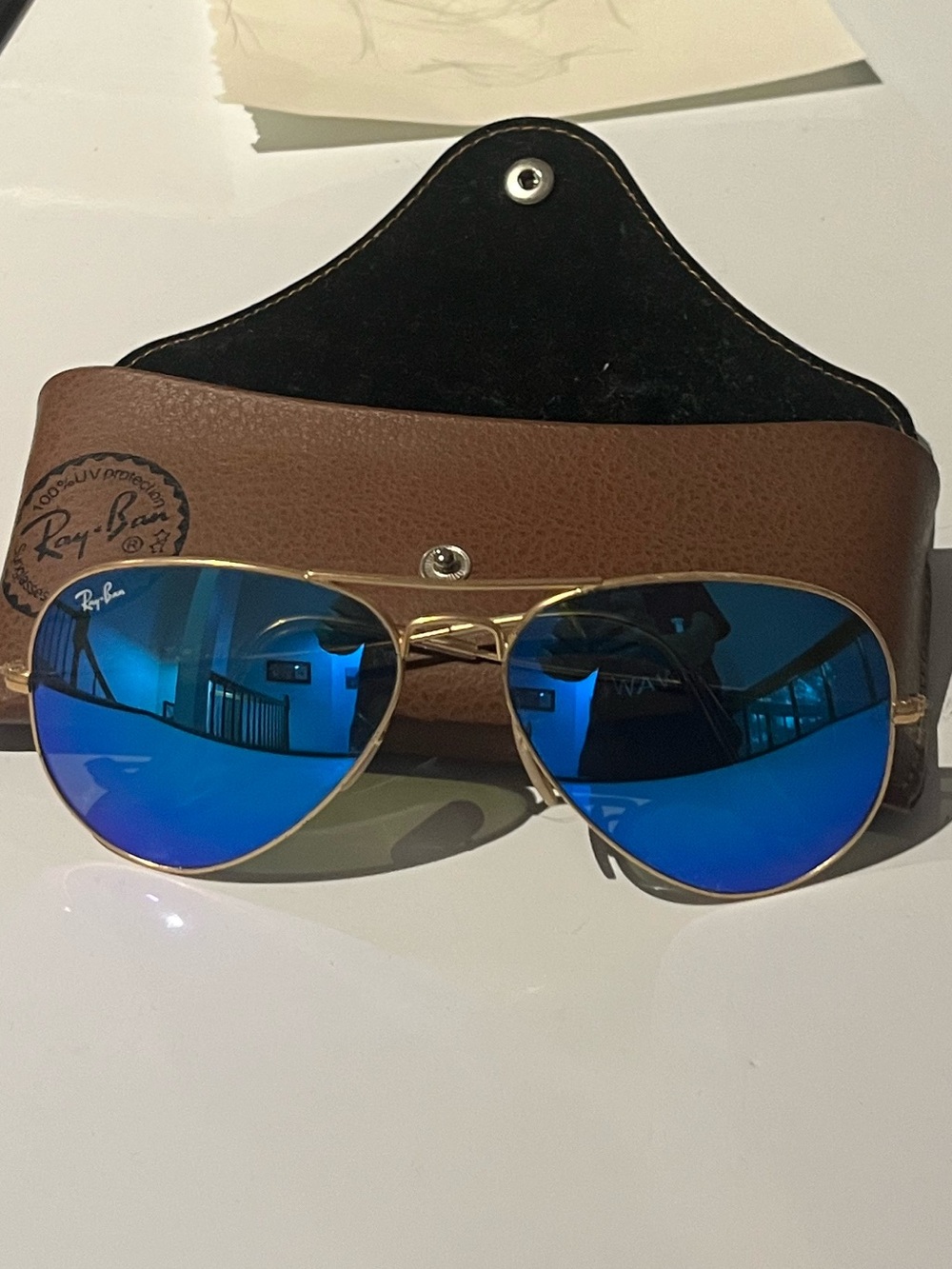 Ray-Ban Aviator Sunglasses with Blue Lenses and Gold Frame